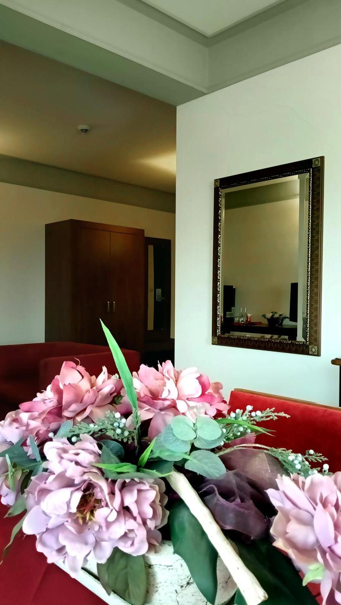Ahotel Czechowice-Dziedzice Bagian luar foto